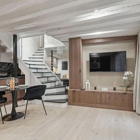 Ferienwohnung Duplex Parisien Pres Du Louvre Exterior foto